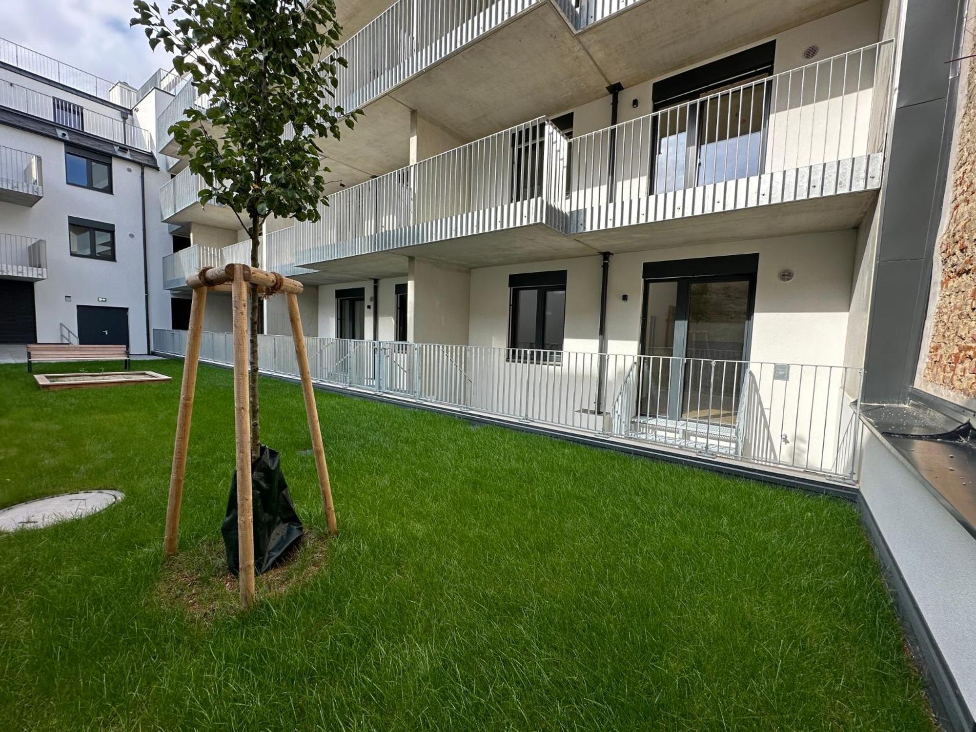 Schoenbrunn Garden Appartement Wenen