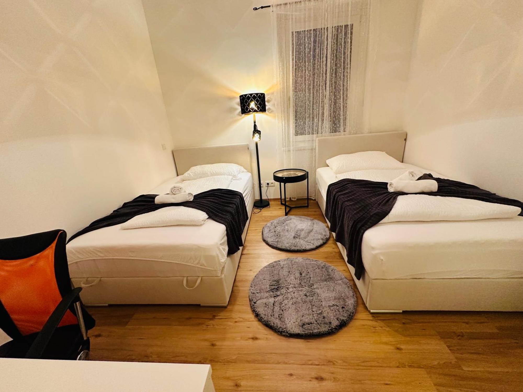 Schoenbrunn Garden Appartement *
