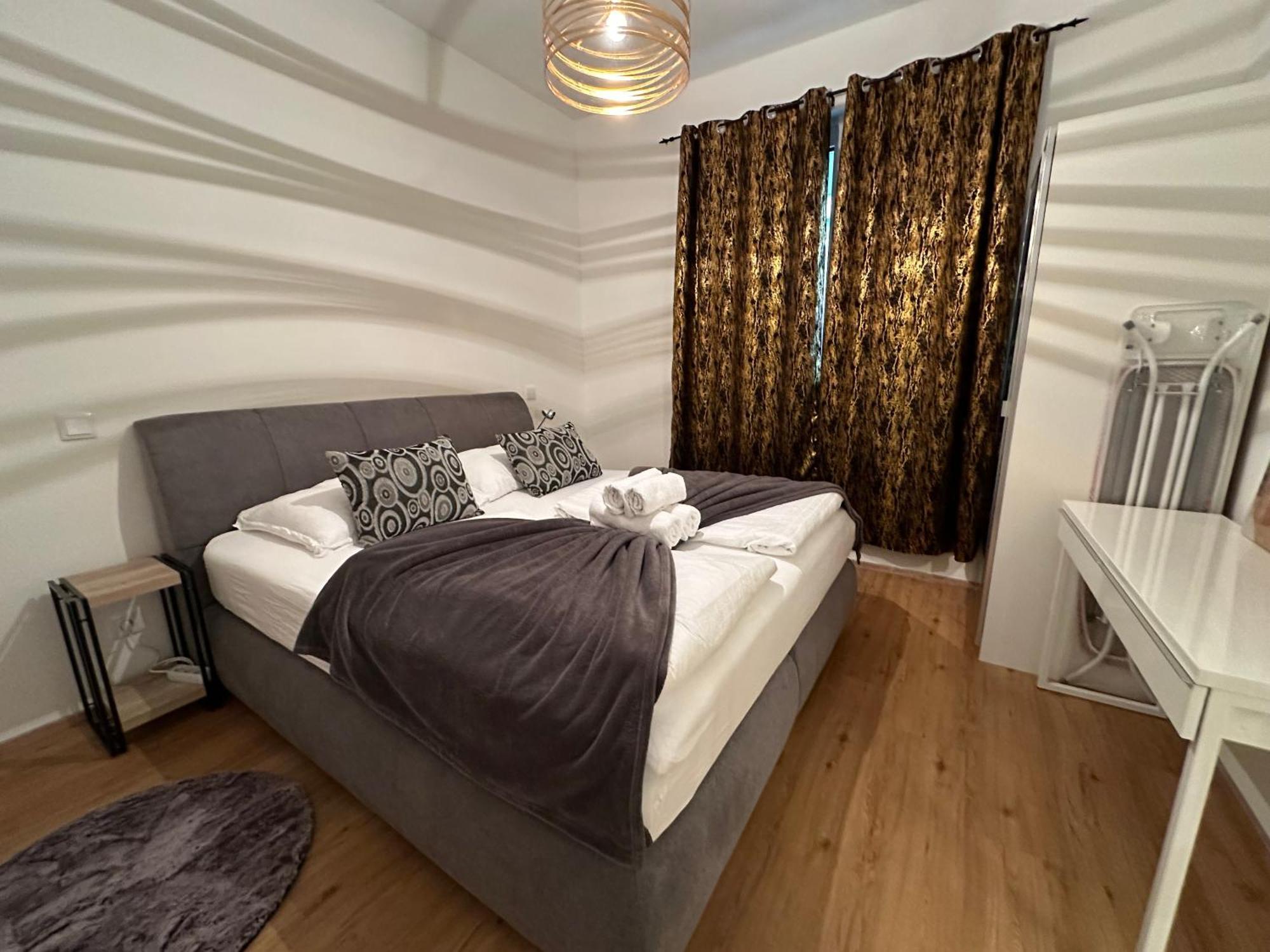 Schoenbrunn Garden Appartement Wenen